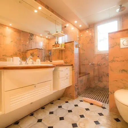 Daire Luxury 4 Bedrooms In