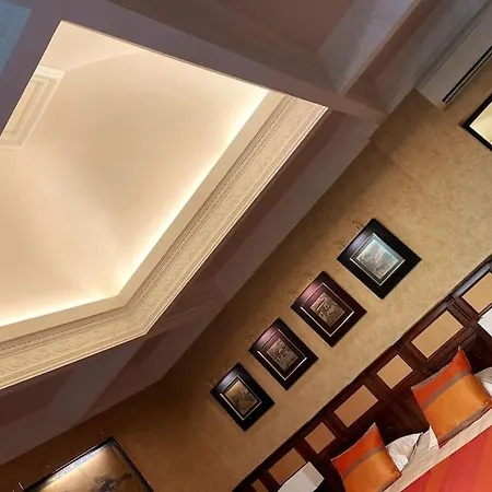 Daire Luxury 4 Bedrooms In *